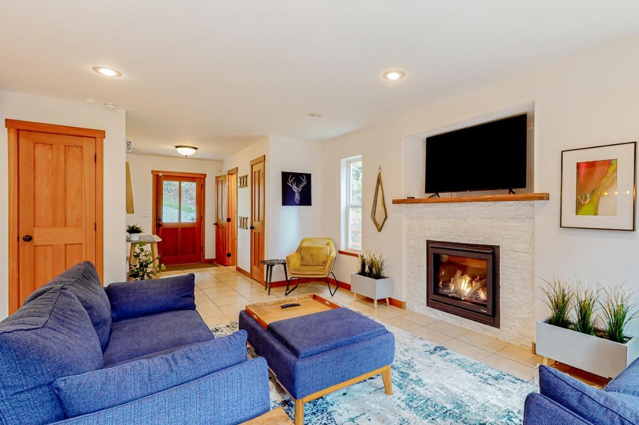 Harper Grove Villa Clinton Exterior photo
